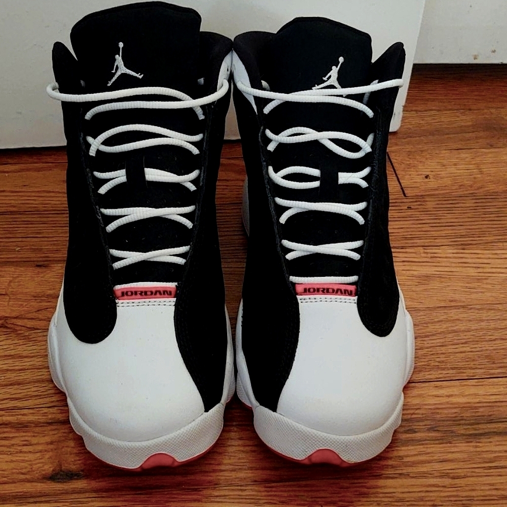 Air Jordan 13 Hyper Pink